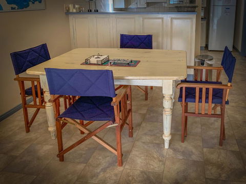 Gone Fishing - Accommodation Mount Tamborine 2