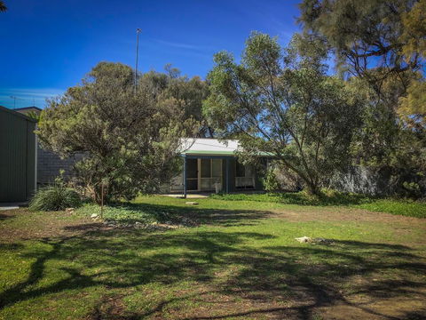 Gone Fishing - Accommodation Mount Tamborine 0