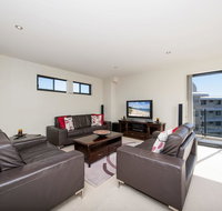 Government Road Dolphin Cove Unit 13 2-6 - Accommodation Mount Tamborine