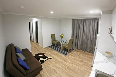 Granny Flat Next To Golf Course - Accommodation Mount Tamborine 1