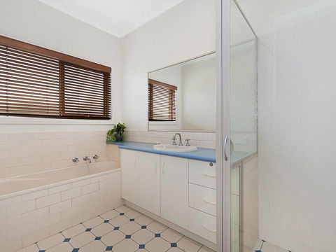 GUILDFORD COTTAGE - Accommodation Mount Tamborine 1