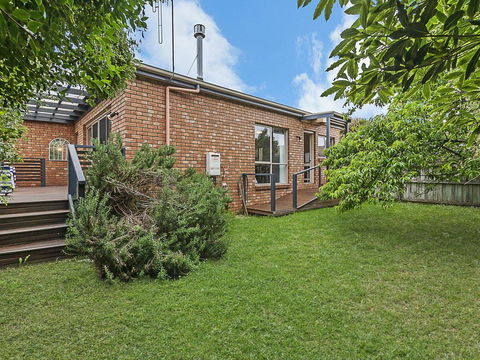 GUILDFORD COTTAGE - Accommodation Mount Tamborine 3
