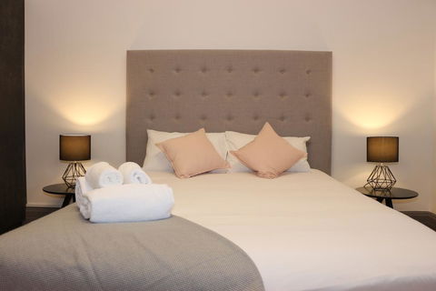 Guildford Hotel - Accommodation Mount Tamborine 3