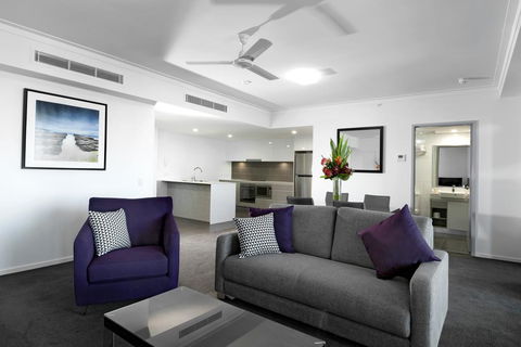 H On Mitchell Apartment Hotel - Accommodation Mount Tamborine 3