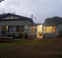 Happy Pig Farm - Accommodation Mount Tamborine