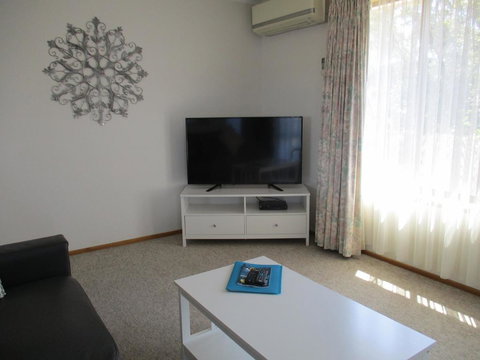 Harbour Lights Holiday Units - Accommodation Mount Tamborine 0