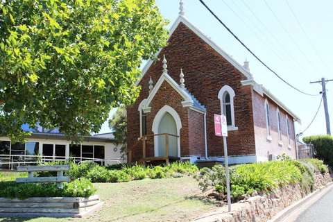 Henry's Quirindi - Accommodation Mount Tamborine 1