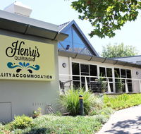 Henry's Quirindi - Accommodation Mount Tamborine