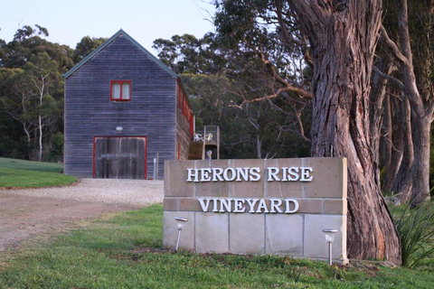 Herons Rise Vineyard Accommodation - Accommodation Mount Tamborine 0