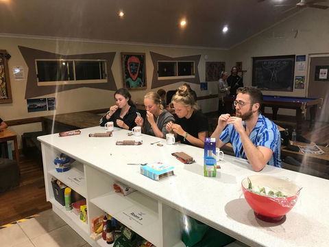 Hervey Bay Flashpackers - Accommodation Mount Tamborine 2
