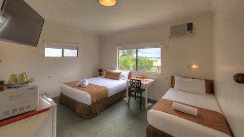 Hi-Way Motel Grafton - Accommodation Mount Tamborine 1