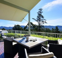 Hillcrest - Spectacular views - Accommodation Mount Tamborine
