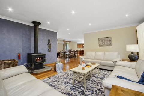Hilldo - Lovely Mountainside Accommodation - Accommodation Mount Tamborine 1
