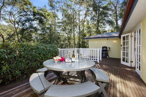 Hilldo - Lovely Mountainside Accommodation - Accommodation Mount Tamborine 3