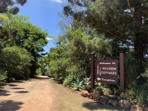 Hillview Cottages - Accommodation Mount Tamborine 2
