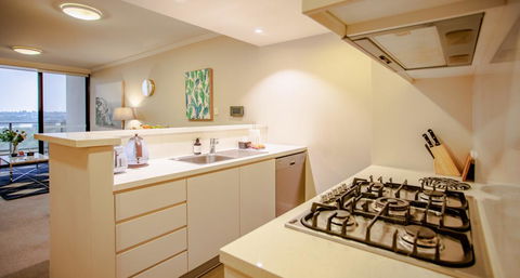 HOAMA Properties At Wentworth Point - Accommodation Mount Tamborine 3