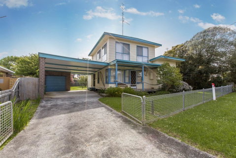 HOLIDAY ON NAUTILUS INVERLOCH - Accommodation Mount Tamborine 0