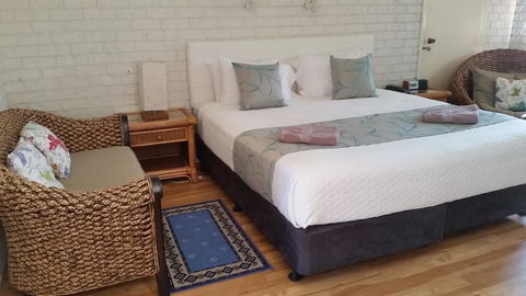Holland Park Motel - Accommodation Mount Tamborine 0