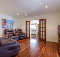 Home at Southside Central - Accommodation Mount Tamborine