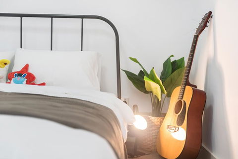 HOMEBUSH CLOSE TO OLYMPIC PARK KOZY 2 BED 2 BATH NHO075 - Accommodation Mount Tamborine 1