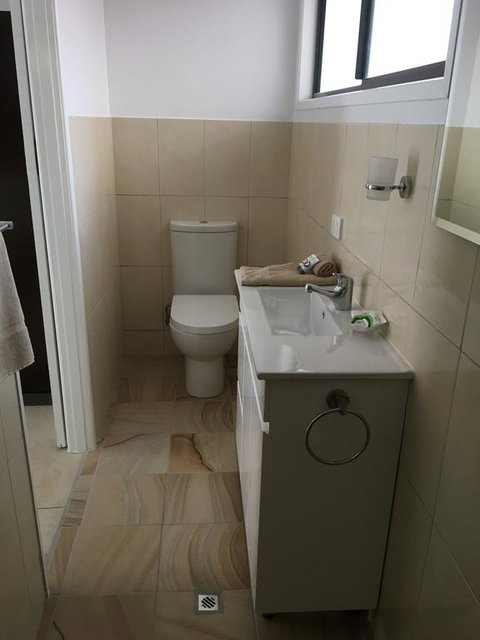 Hotel Corones - Accommodation Mount Tamborine 3