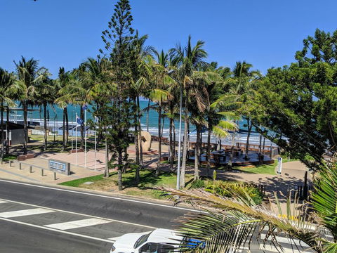 Island Vista - Accommodation Mount Tamborine 3