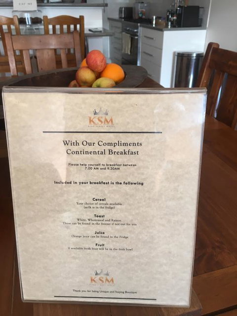 King Street Motel - Accommodation Mount Tamborine 2