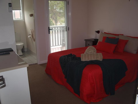 King Street Motel - Accommodation Mount Tamborine 0