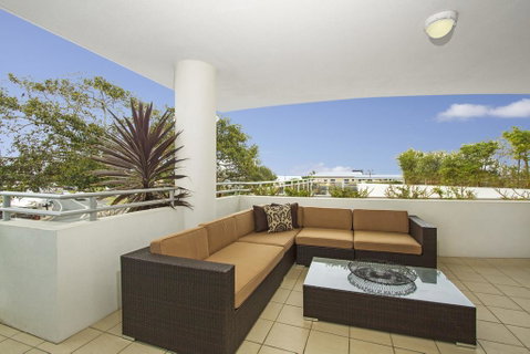 KINGSCLIFF OCEAN VIEW TERRACE BY THE FIGTREE 5 - Accommodation Mount Tamborine 1