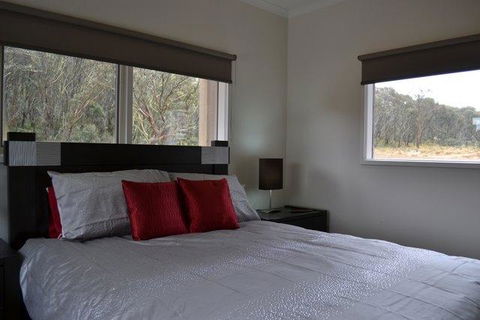 Krystal Peaks-DPA - Accommodation Mount Tamborine 3