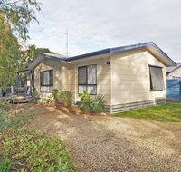 KYEEMA - FREE WIFI  NETFLIX - PET FRIENDLY OUTSIDE ONLY - Accommodation Mount Tamborine
