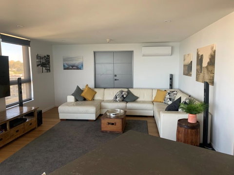 La Pacifique Apartments - Accommodation Mount Tamborine 1