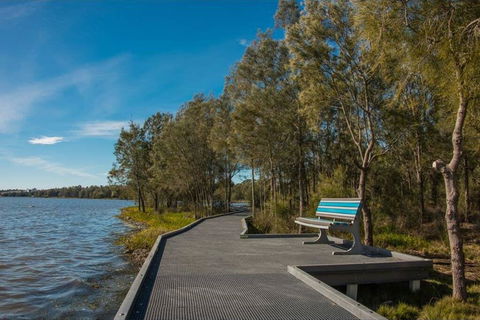 Lakefront Peace Apartments Studio 4 - Accommodation Mount Tamborine 1