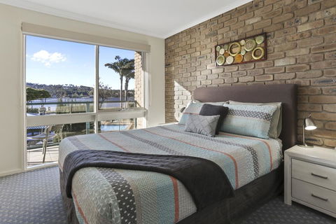 Lakeside Holiday Apartments Merimbula - Accommodation Mount Tamborine 2