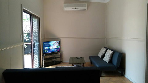 Large 6-Bedroom House With Wifi & Netflix Close To Singleton CBD Hunter Valley - Accommodation Mount Tamborine 1