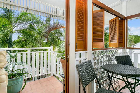 Lilyfield Apartments - Two Bedroom Apartment - Accommodation Mount Tamborine 3