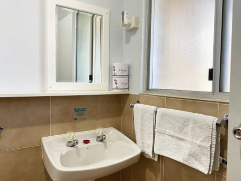 Limestone Coast Tourist Park - Accommodation Mount Tamborine 0