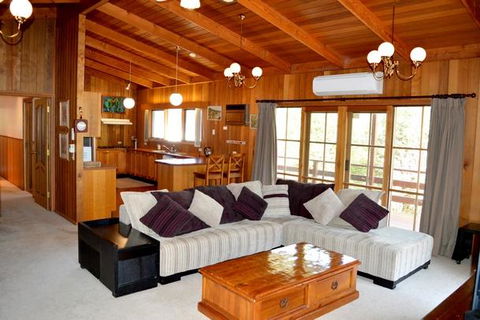 Lisieux - Accommodation Mount Tamborine 0