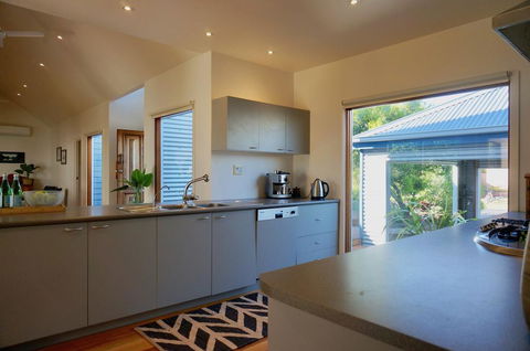 Lumeah - Accommodation Mount Tamborine 1