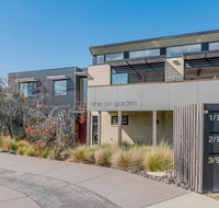 Luxe Townhouse - Linen/WiFi Included - Accommodation Mount Tamborine