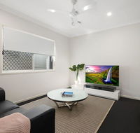 Luxury Home close to Sleemans QE2 Hospital  Griffith Uni - Accommodation Mount Tamborine