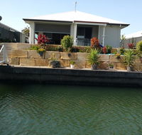 M  T's Waterfront Bed  Breakfast - Accommodation Mount Tamborine