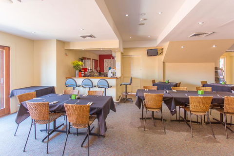 Mackay Rose Motel - Accommodation Mount Tamborine 1