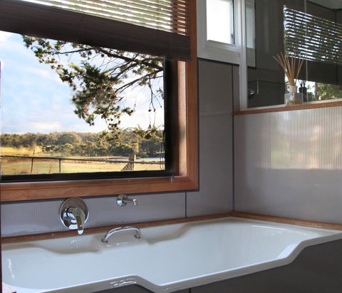 Mallow Cottage - Accommodation Mount Tamborine 1