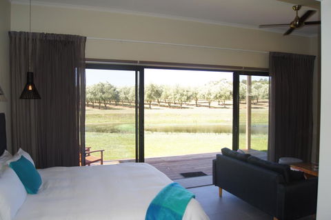 Manzanillo Grove Villa - Accommodation Mount Tamborine 0
