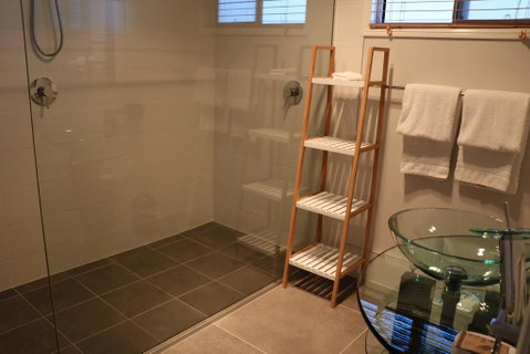 Maric Park Cottages - Accommodation Mount Tamborine 1