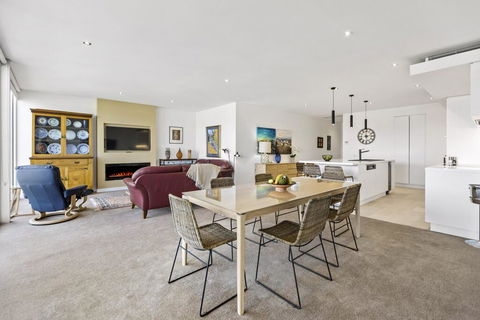 MARINA VIEW - Accommodation Mount Tamborine 2