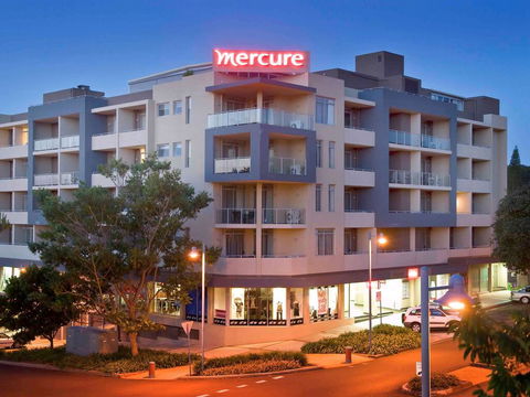 Mercure Centro Port Macquarie - Accommodation Mount Tamborine 0