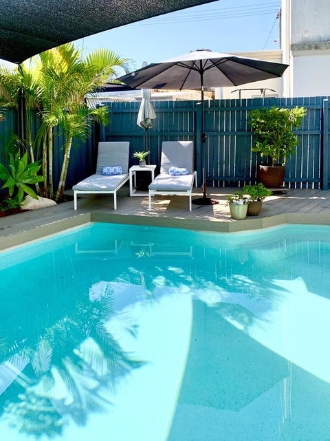 Mermaid Beach House - Accommodation Mount Tamborine 3