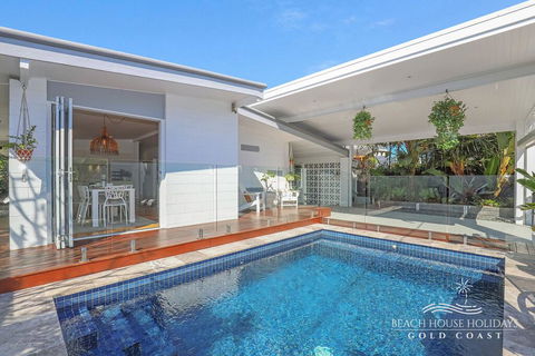 Miami Beachside Beach House - Accommodation Mount Tamborine 3